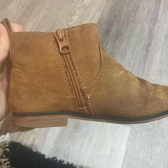 3 for $20 - Cat & Jack Toddler Booties - Picture 5 of 8